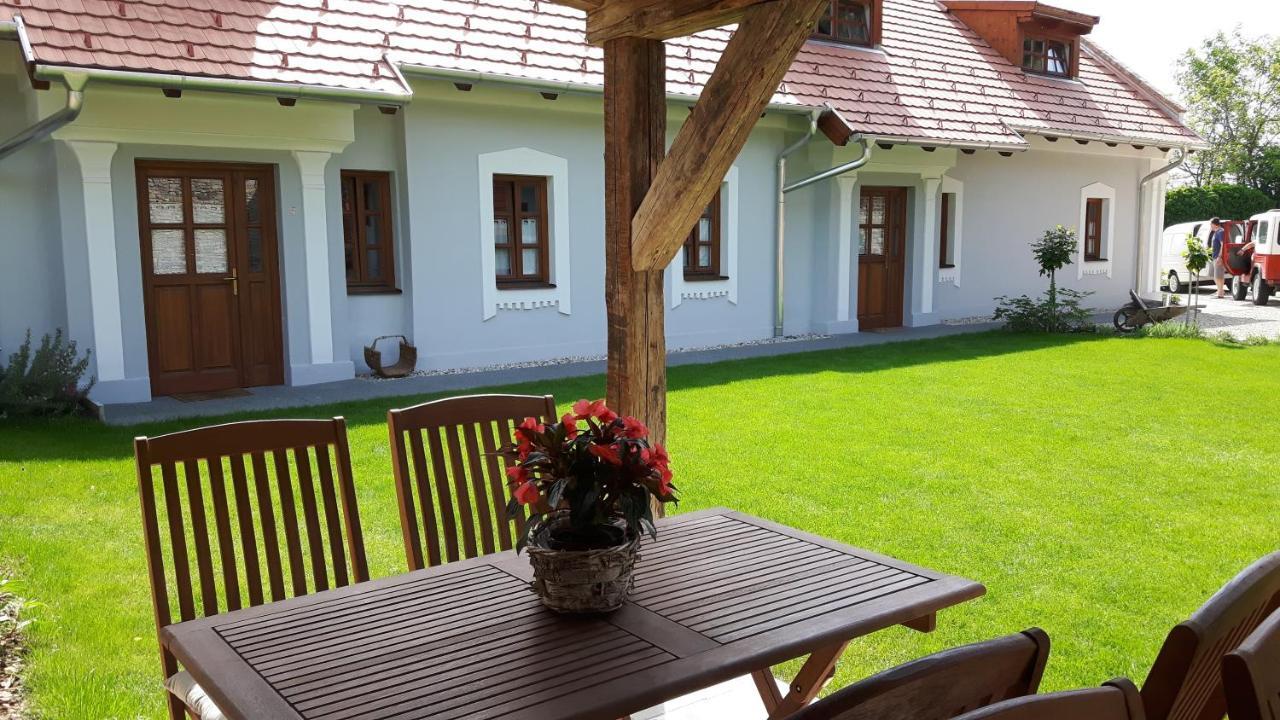 Aracsi Vendeghaz Hotel Balatonfüred Eksteriør billede