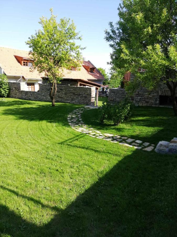 Aracsi Vendeghaz Hotel Balatonfüred Eksteriør billede